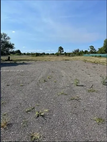 281 Avenida Del Centro Montura Clewiston FL 33440
