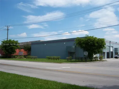6995 NW 82nd Avenue Medley FL 33166