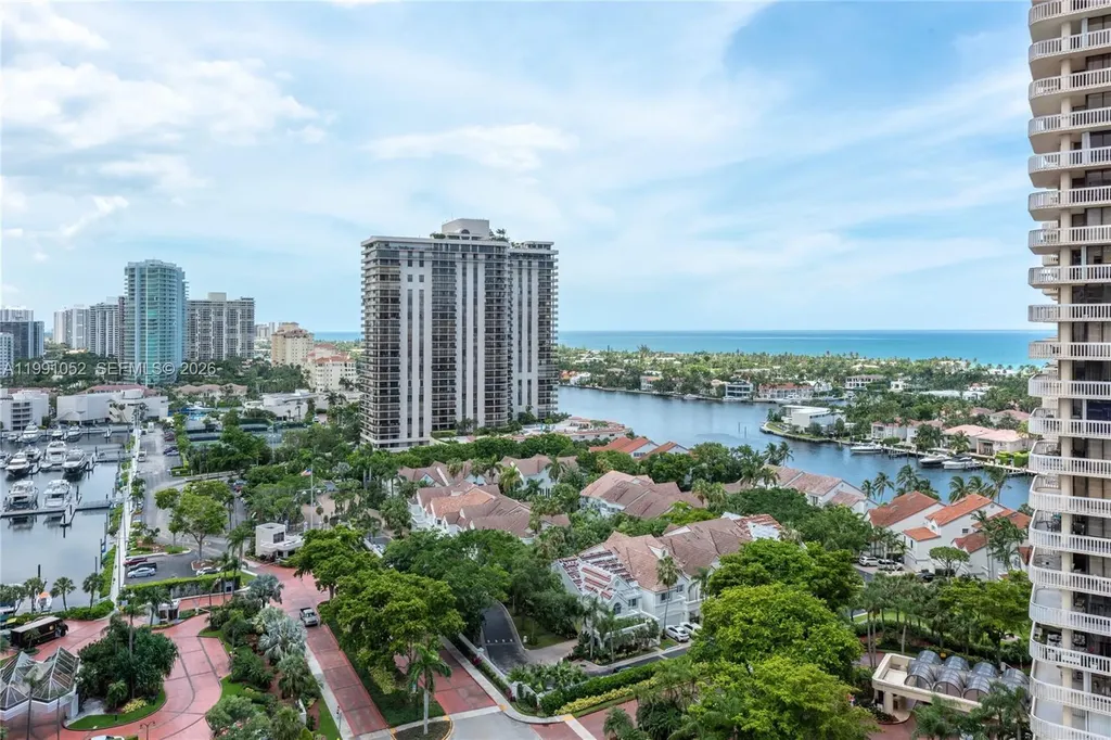 19400 Turnberry Way Aventura FL 33180