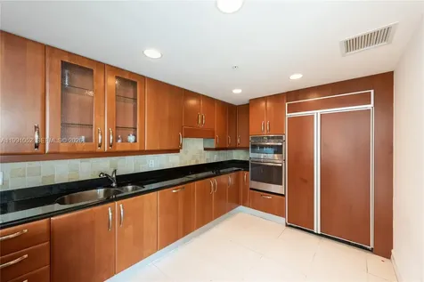 19400 Turnberry Way Aventura FL 33180