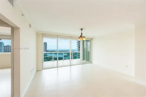 19400 Turnberry Way Aventura FL 33180