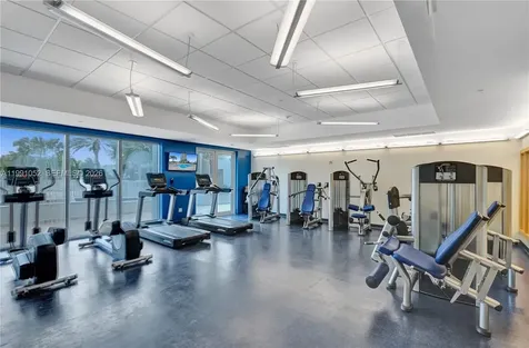 19400 Turnberry Way Aventura FL 33180