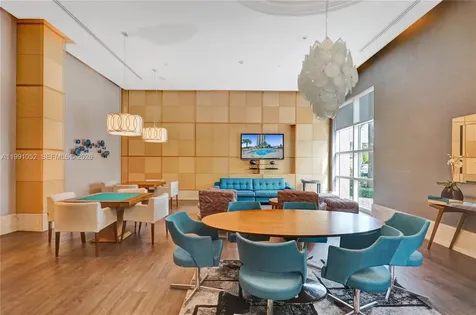 19400 Turnberry Way Aventura FL 33180
