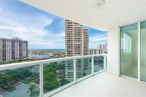 19400 Turnberry Way Aventura FL 33180