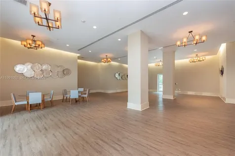 19400 Turnberry Way Aventura FL 33180