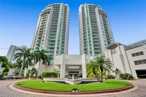 19400 Turnberry Way Aventura FL 33180