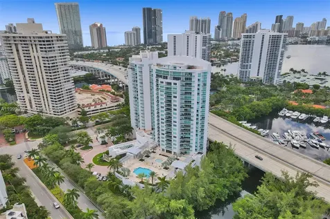 19400 Turnberry Way Aventura FL 33180