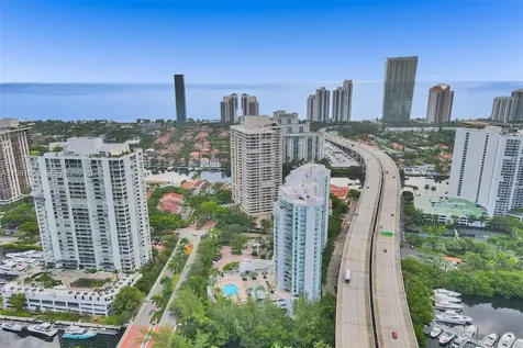 19400 Turnberry Way Aventura FL 33180