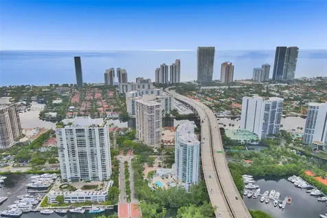 19400 Turnberry Way Aventura FL 33180