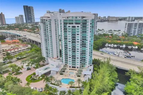 19400 Turnberry Way Aventura FL 33180