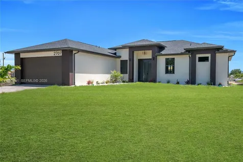 2707 29th Street Lehigh Acres FL 33976