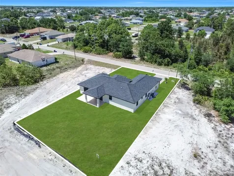 2707 29th Street Lehigh Acres FL 33976