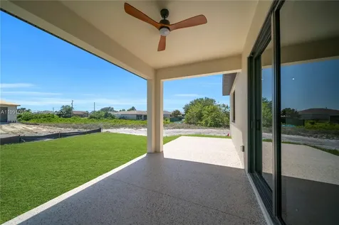 2707 29th Street Lehigh Acres FL 33976