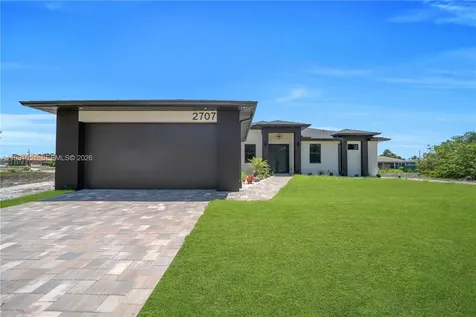 2707 29th Street Lehigh Acres FL 33976