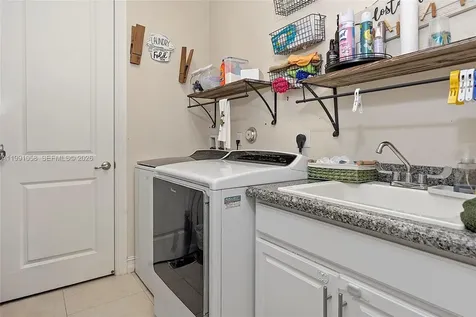 11332 SW 12th Street Pembroke Pines FL 33025