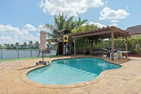 11332 SW 12th Street Pembroke Pines FL 33025