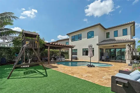11332 SW 12th Street Pembroke Pines FL 33025