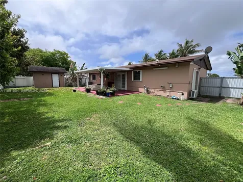 15303 SW 102nd Place Miami FL 33157