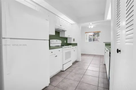900 SW 142nd Avenue Pembroke Pines FL 33027