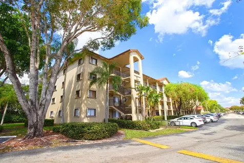 900 SW 142nd Avenue Pembroke Pines FL 33027