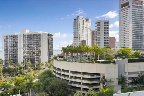 218 SE 14th Street Miami FL 33131
