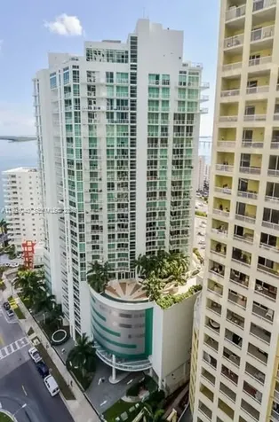 218 SE 14th Street Miami FL 33131