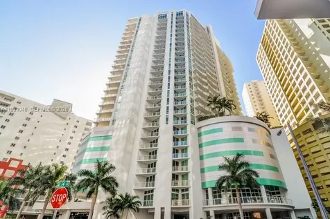 218 SE 14th Street Miami FL 33131