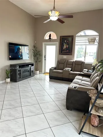 15318 SW 41st Terrace Miami FL 33185