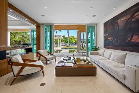 3465 N Meridian Avenue Miami Beach FL 33140