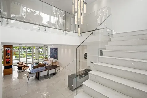 3465 N Meridian Avenue Miami Beach FL 33140