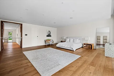 3465 N Meridian Avenue Miami Beach FL 33140