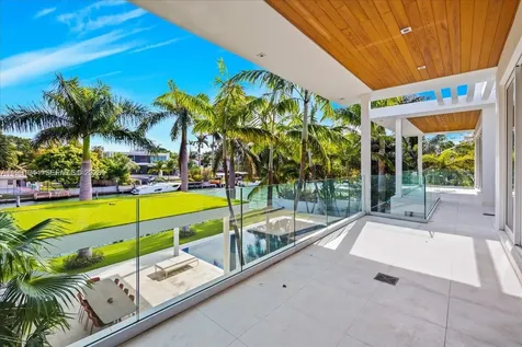 3465 N Meridian Avenue Miami Beach FL 33140