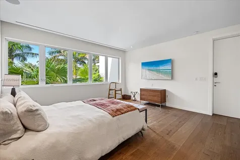 3465 N Meridian Avenue Miami Beach FL 33140
