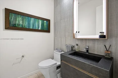 3465 N Meridian Avenue Miami Beach FL 33140