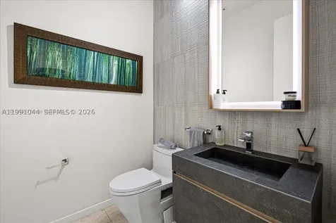 3465 N Meridian Avenue Miami Beach FL 33140
