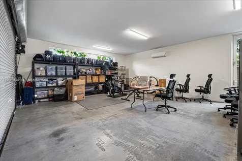 3465 N Meridian Avenue Miami Beach FL 33140
