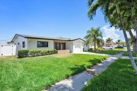 233 SE 4th Terrace Dania Beach FL 33004