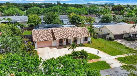 5171 SW 20th Street Plantation FL 33317