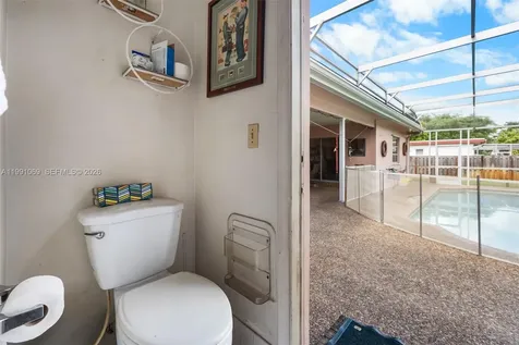 5171 SW 20th Street Plantation FL 33317