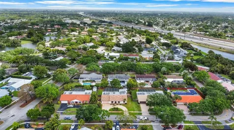 5171 SW 20th Street Plantation FL 33317