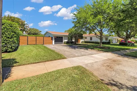 8975 SW 83rd Street Miami FL 33173