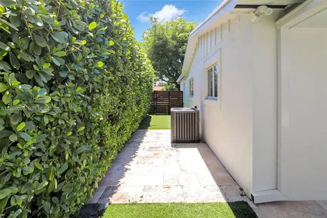 8975 SW 83rd Street Miami FL 33173