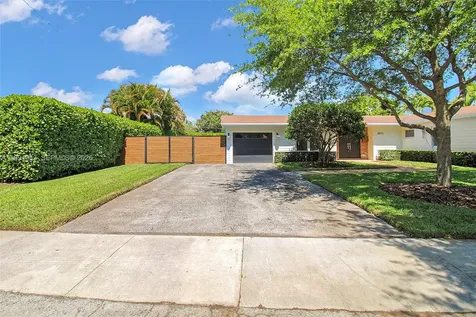 8975 SW 83rd Street Miami FL 33173