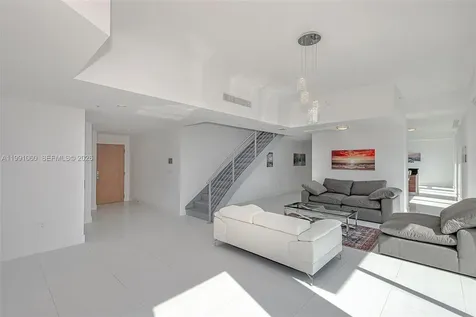 244 Biscayne Boulevard Miami FL 33132