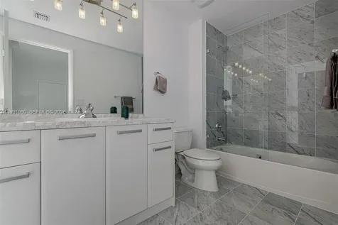 244 Biscayne Boulevard Miami FL 33132
