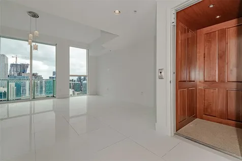 244 Biscayne Boulevard Miami FL 33132