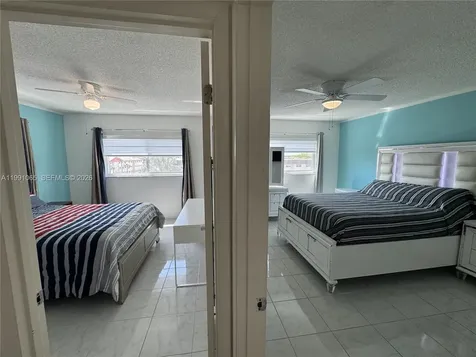 5300 Washington Street Hollywood FL 33021