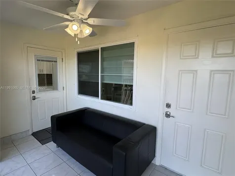 5300 Washington Street Hollywood FL 33021