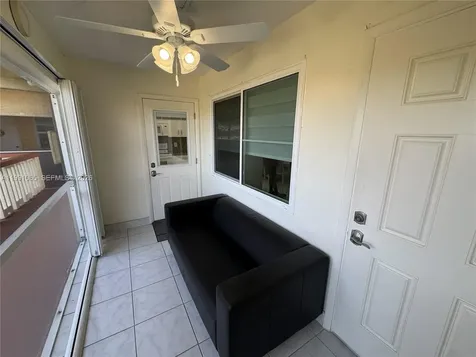 5300 Washington Street Hollywood FL 33021