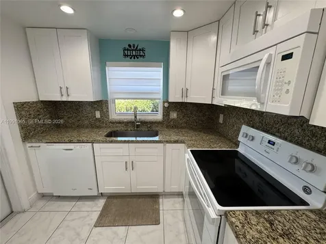 5300 Washington Street Hollywood FL 33021